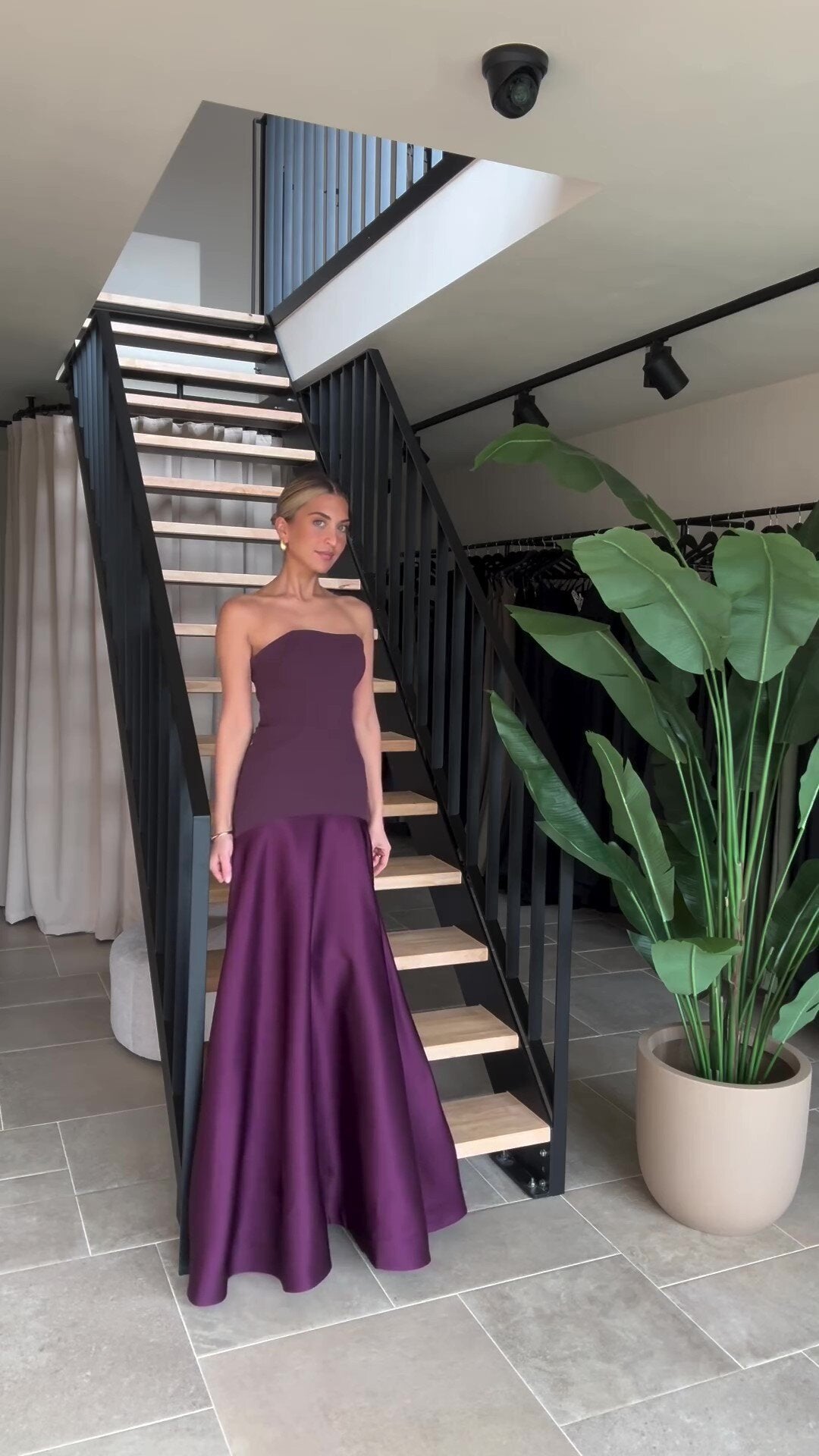 Strapless sleeveless suspender slim fit solid color dress