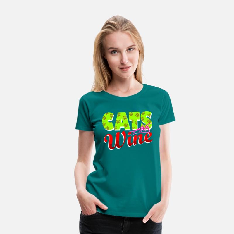 CATS AND WINE green