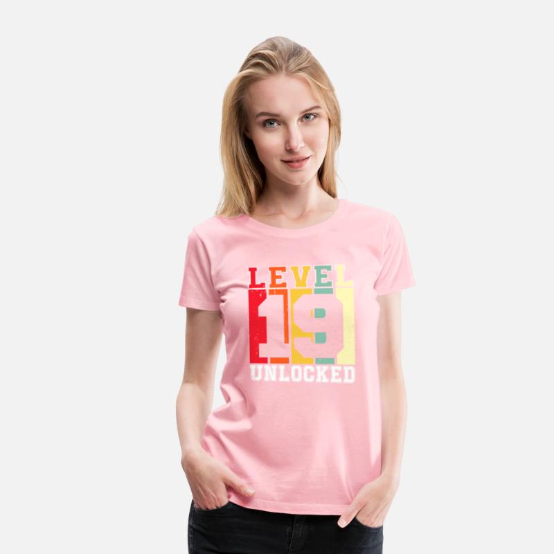 Unlocked Level 19 Awesome 19th Birthday Gaming